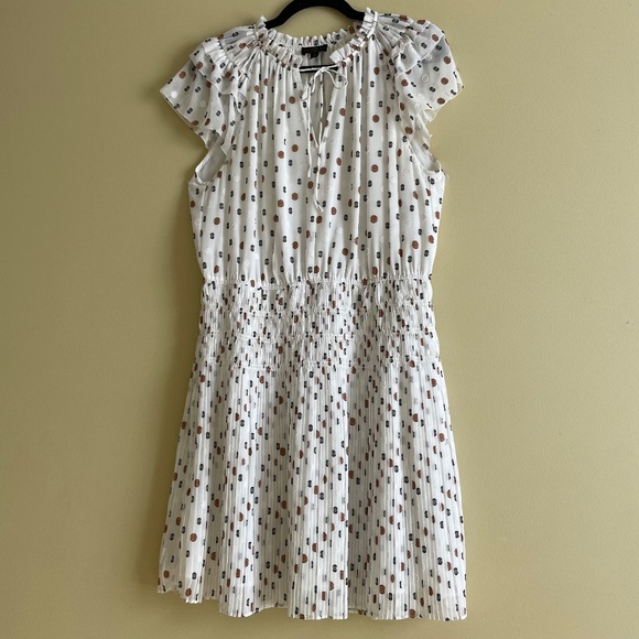 Anthropologie Dresses & Skirts - Anthro Current Air Pleated Women Medium Dress Smoked Waist Cottage Clip Dot